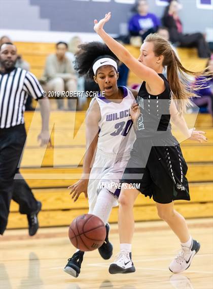 Thumbnail 1 in Franklin vs. Granite Bay photogallery.