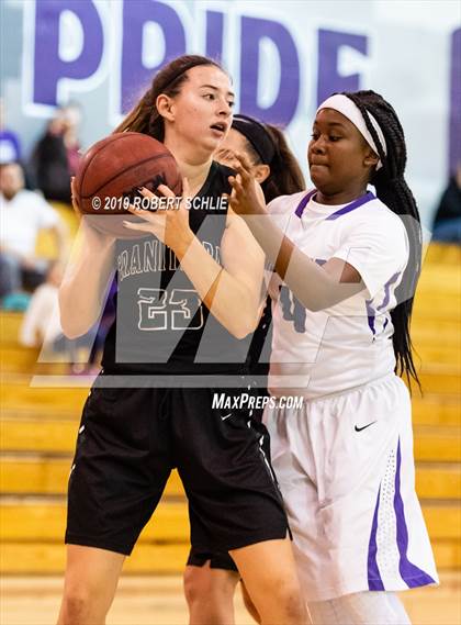 Thumbnail 3 in Franklin vs. Granite Bay photogallery.