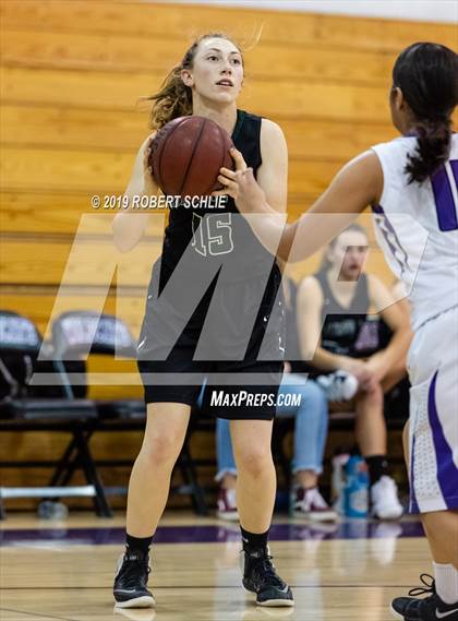 Thumbnail 1 in Franklin vs. Granite Bay photogallery.