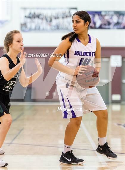 Thumbnail 2 in Franklin vs. Granite Bay photogallery.