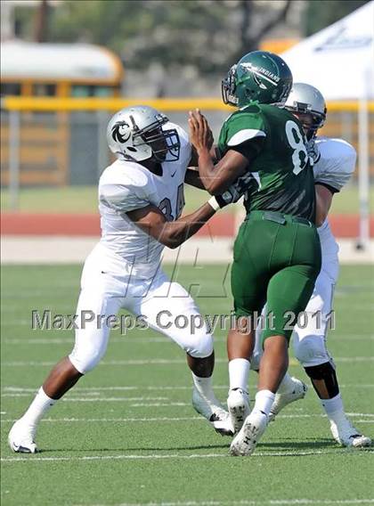 Thumbnail 1 in Guyer @ Waxahachie photogallery.