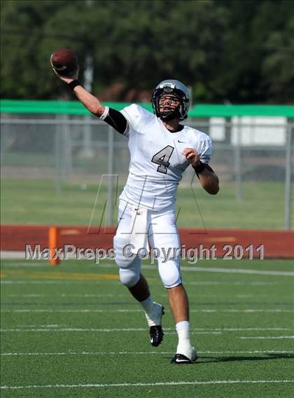 Thumbnail 2 in Guyer @ Waxahachie photogallery.