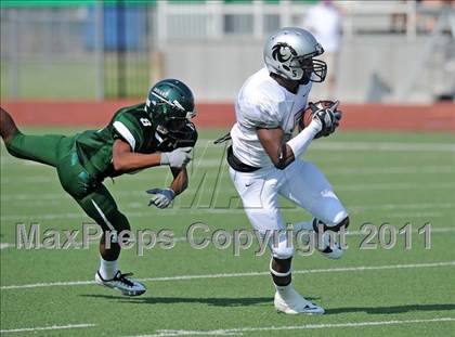 Thumbnail 1 in Guyer @ Waxahachie photogallery.
