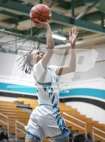 Thumbnail 1 in Foothill @ Deer Valley photogallery.