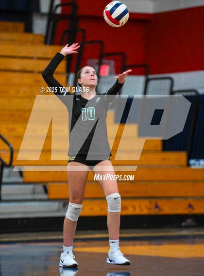 Thumbnail 3 in JV: Pensacola Catholic @ Fort Walton Beach photogallery.