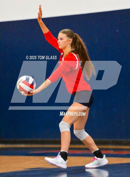 Thumbnail 1 in JV: Pensacola Catholic @ Fort Walton Beach photogallery.