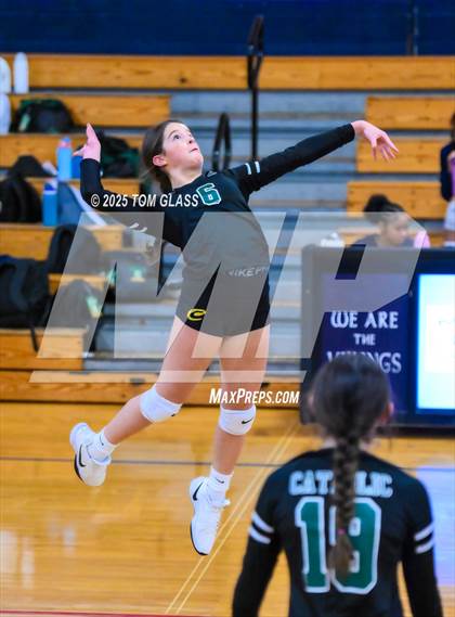 Thumbnail 1 in JV: Pensacola Catholic @ Fort Walton Beach photogallery.