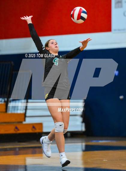 Thumbnail 1 in JV: Pensacola Catholic @ Fort Walton Beach photogallery.