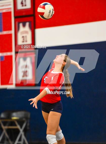 Thumbnail 3 in JV: Pensacola Catholic @ Fort Walton Beach photogallery.
