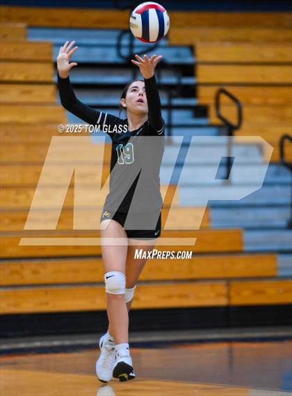 Thumbnail 2 in JV: Pensacola Catholic @ Fort Walton Beach photogallery.