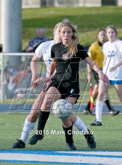 Thumbnail 2 in Santa Margarita vs. JSerra photogallery.