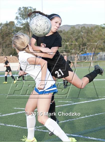 Thumbnail 2 in Santa Margarita vs. JSerra photogallery.