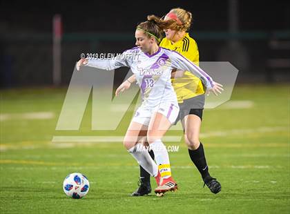 Thumbnail 1 in Lake Stevens @ Inglemoor (WIAA 4A 2nd Round District Playoff) photogallery.