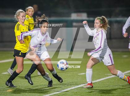 Thumbnail 1 in Lake Stevens @ Inglemoor (WIAA 4A 2nd Round District Playoff) photogallery.