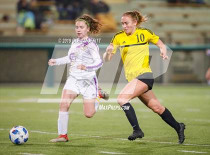 Thumbnail 3 in Lake Stevens @ Inglemoor (WIAA 4A 2nd Round District Playoff) photogallery.