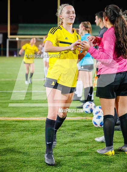 Thumbnail 3 in Lake Stevens @ Inglemoor (WIAA 4A 2nd Round District Playoff) photogallery.