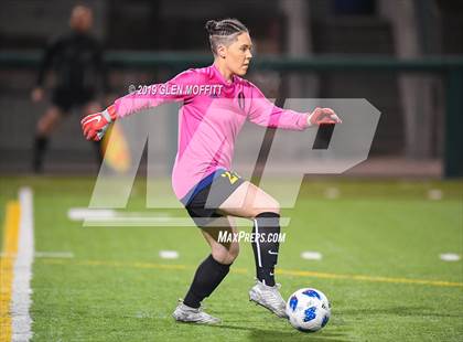Thumbnail 1 in Lake Stevens @ Inglemoor (WIAA 4A 2nd Round District Playoff) photogallery.