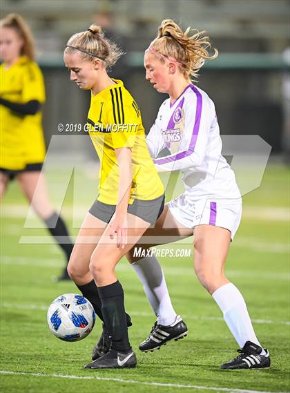 Thumbnail 2 in Lake Stevens @ Inglemoor (WIAA 4A 2nd Round District Playoff) photogallery.