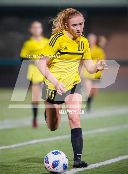 Thumbnail 1 in Lake Stevens @ Inglemoor (WIAA 4A 2nd Round District Playoff) photogallery.