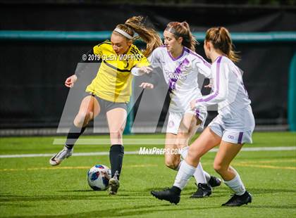 Thumbnail 2 in Lake Stevens @ Inglemoor (WIAA 4A 2nd Round District Playoff) photogallery.