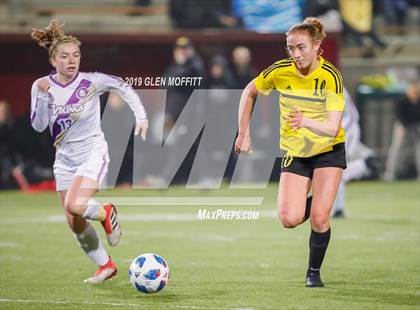 Thumbnail 2 in Lake Stevens @ Inglemoor (WIAA 4A 2nd Round District Playoff) photogallery.