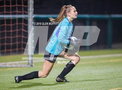 Thumbnail 1 in Lake Stevens @ Inglemoor (WIAA 4A 2nd Round District Playoff) photogallery.