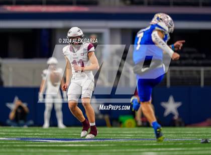 Thumbnail 3 in Stamford vs. Ganado (UIL 2A Division I Football Final) photogallery.