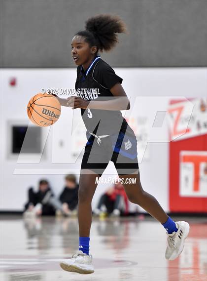 Thumbnail 1 in Oakland @ Woodland Christian (CIF State NorCal D5 Regional Semifinal) photogallery.