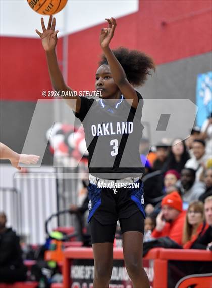 Thumbnail 1 in Oakland @ Woodland Christian (CIF State NorCal D5 Regional Semifinal) photogallery.