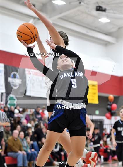 Thumbnail 1 in Oakland @ Woodland Christian (CIF State NorCal D5 Regional Semifinal) photogallery.