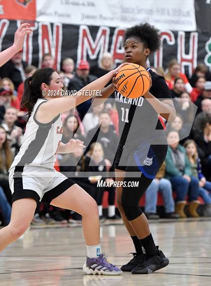 Thumbnail 2 in Oakland @ Woodland Christian (CIF State NorCal D5 Regional Semifinal) photogallery.