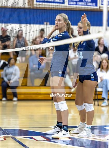 Thumbnail 2 in Bishop Alemany @ Marymount photogallery.