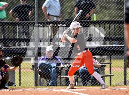 Thumbnail 3 in Lamar vs Mayflower (3A District) photogallery.