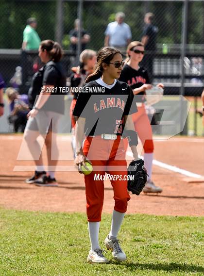 Thumbnail 1 in Lamar vs Mayflower (3A District) photogallery.