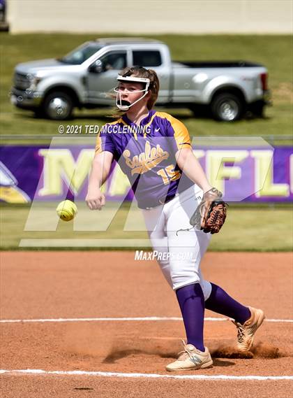 Thumbnail 1 in Lamar vs Mayflower (3A District) photogallery.