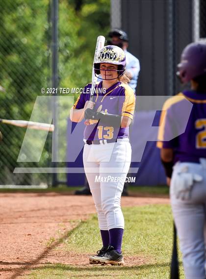 Thumbnail 1 in Lamar vs Mayflower (3A District) photogallery.