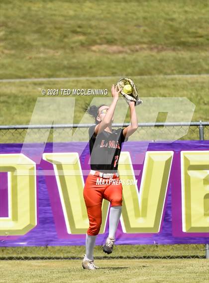 Thumbnail 1 in Lamar vs Mayflower (3A District) photogallery.