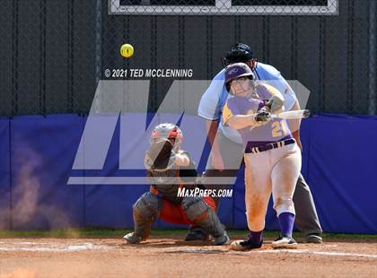 Thumbnail 2 in Lamar vs Mayflower (3A District) photogallery.