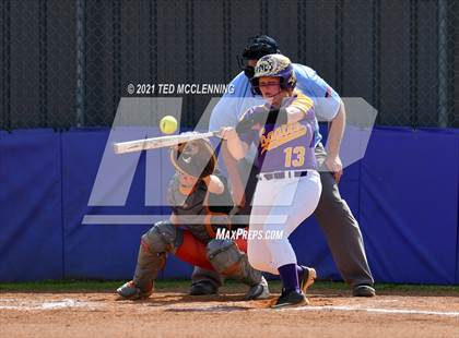 Thumbnail 3 in Lamar vs Mayflower (3A District) photogallery.
