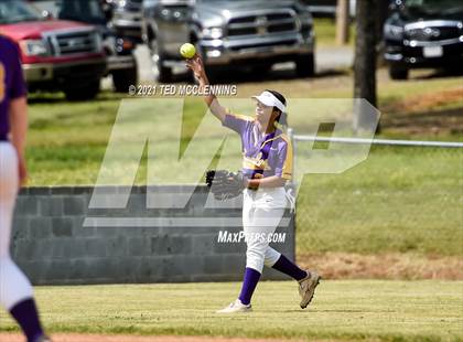 Thumbnail 3 in Lamar vs Mayflower (3A District) photogallery.
