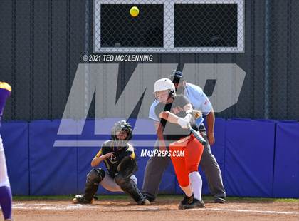 Thumbnail 3 in Lamar vs Mayflower (3A District) photogallery.