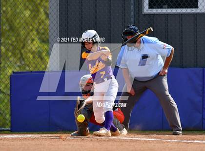 Thumbnail 1 in Lamar vs Mayflower (3A District) photogallery.