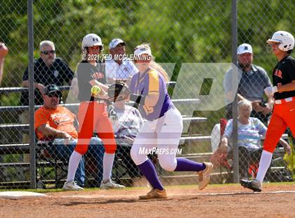 Thumbnail 1 in Lamar vs Mayflower (3A District) photogallery.