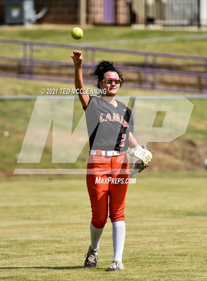 Thumbnail 2 in Lamar vs Mayflower (3A District) photogallery.