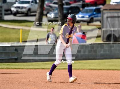 Thumbnail 3 in Lamar vs Mayflower (3A District) photogallery.