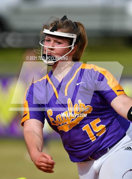 Thumbnail 1 in Lamar vs Mayflower (3A District) photogallery.