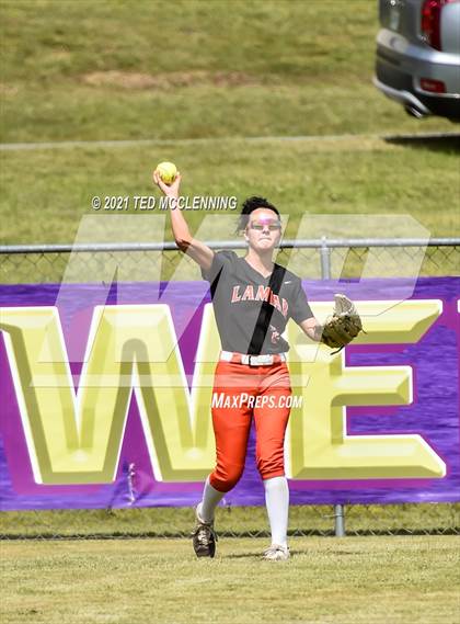 Thumbnail 2 in Lamar vs Mayflower (3A District) photogallery.