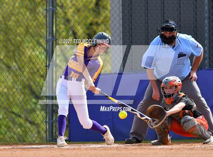 Thumbnail 1 in Lamar vs Mayflower (3A District) photogallery.