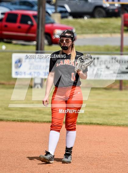 Thumbnail 2 in Lamar vs Mayflower (3A District) photogallery.