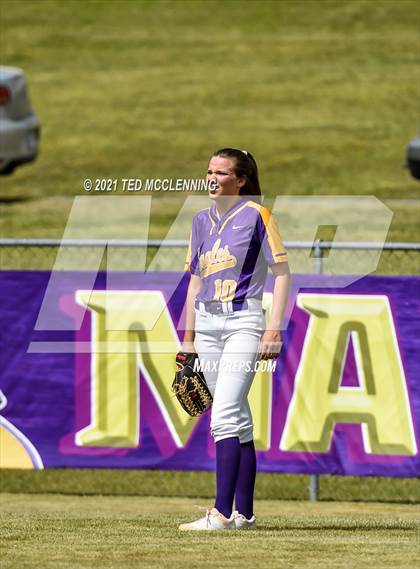 Thumbnail 3 in Lamar vs Mayflower (3A District) photogallery.